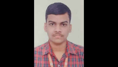 DAV student Nabaneet is state topper in JEE-Main with 99.98 percentile