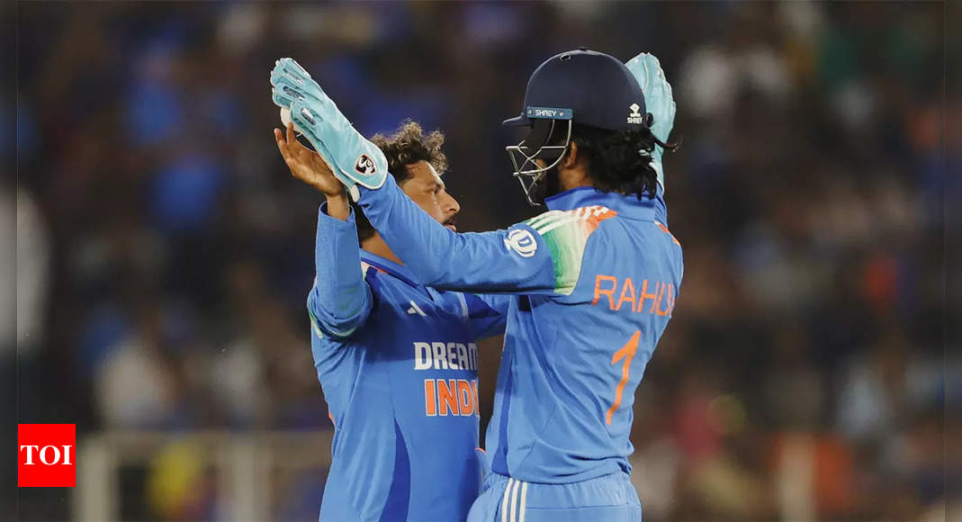 IND vs ENG Live: Axar, Kuldeep dent England's run chase