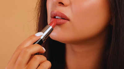 Nude Lipsticks For Indian Women to Suit Your Skin Tone And Accentuate Your Features