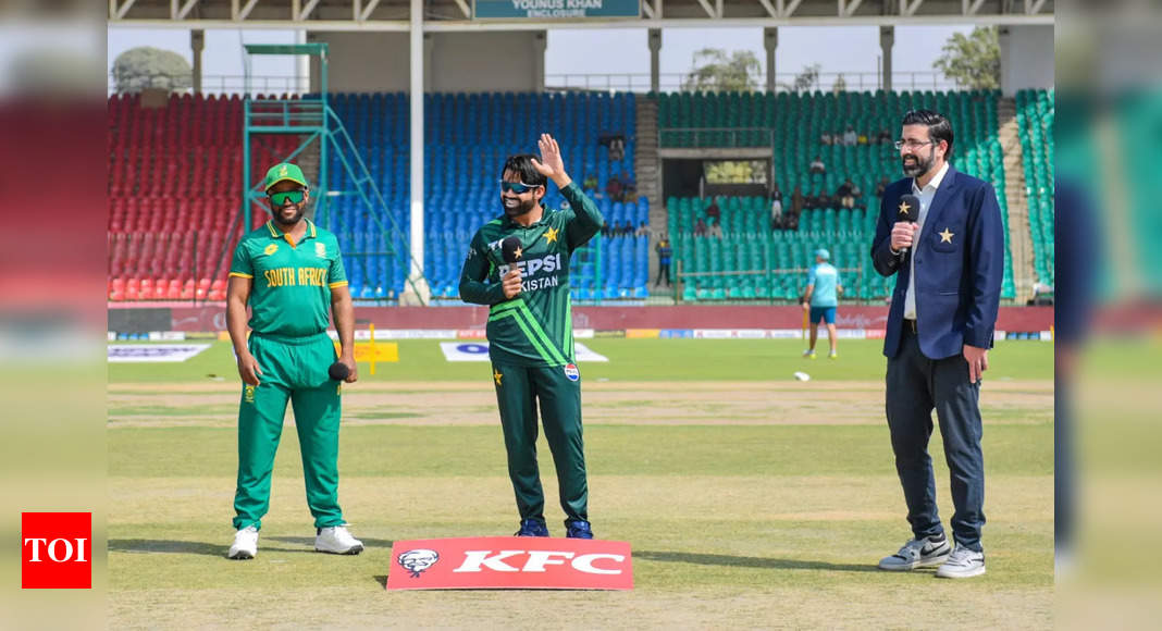 Live: Pakistan vs South Africa, Tri-Series 3rd ODI