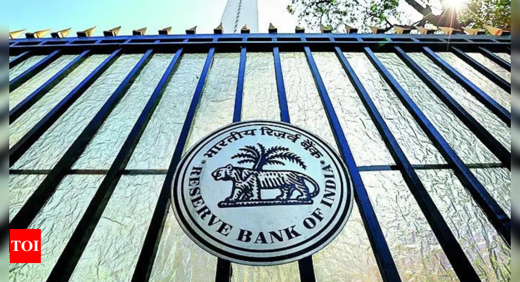 RBI lifts card, digital curbs on Kotak Bank