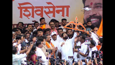 MLA Rajan Salvi joins Shiv Sena, citing discontent with Uddhav ...