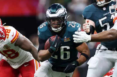 Jalen Hurts’ Emotional Message to Saquon Barkley Captured During Super