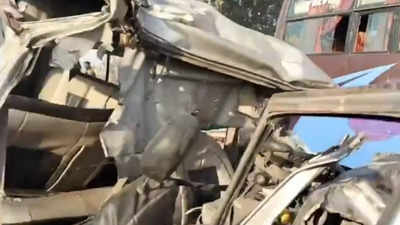 10 dead, 19 injured as bus and SUV carrying devotees collide in Uttar Pradesh