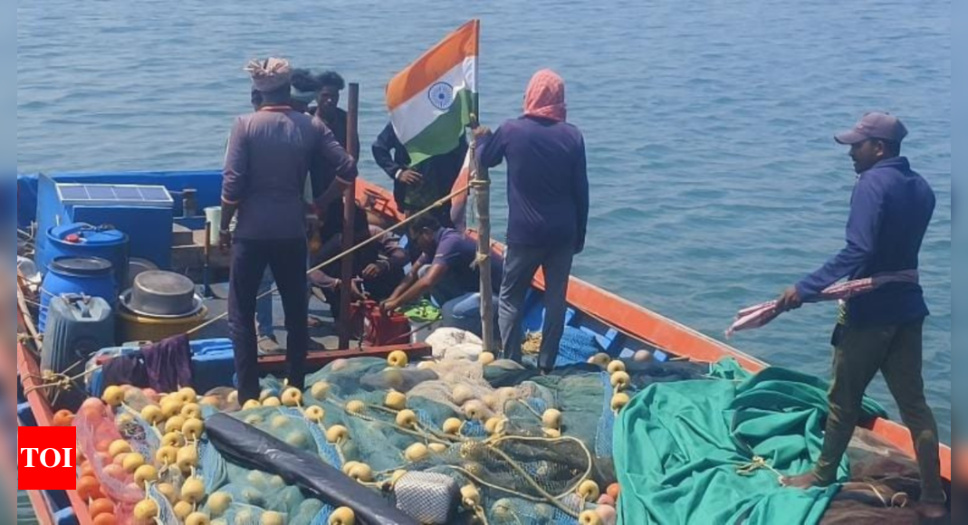 Heroic rescue at sea: Andaman Marine Force saves 10 stranded fishermen