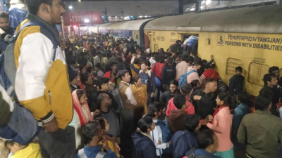 'Never seen such a crowd': Survivors recall horror of Maha Kumbh rush stampede at New Delhi Station