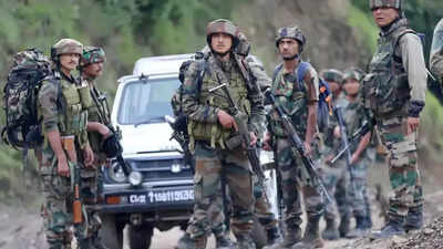  Army returns Pak fire in Pooch