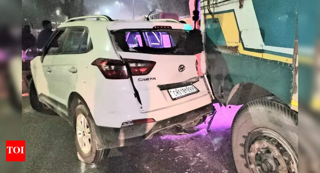 4-vehicle pileup near Derabassi flyover causes major traffic jam ...