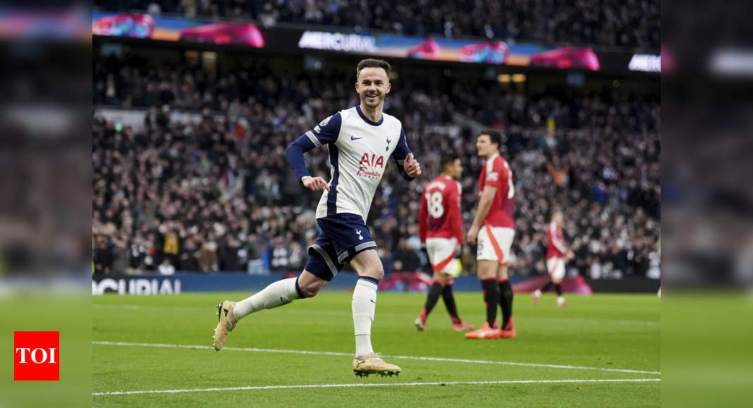 Tottenham beat Man United in battle of Premier League strugglers