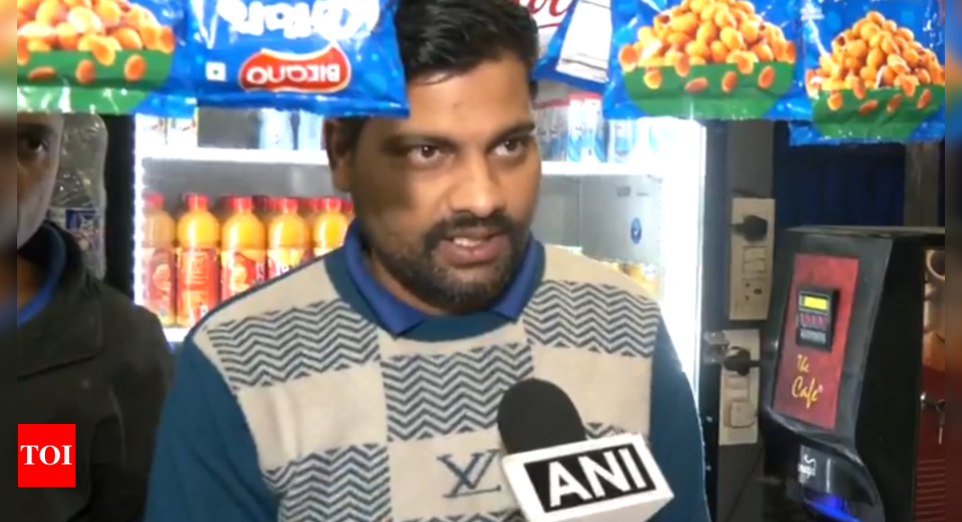 'Everything was shaking, customers started screaming': Delhi vendor describes panic during earthquake