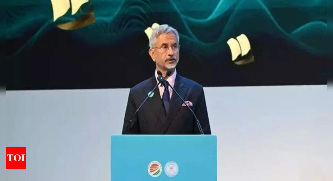 EAM Jaishankar delivers keynote address at Indian Ocean Conference in Oman, holds multiple bilateral meetings