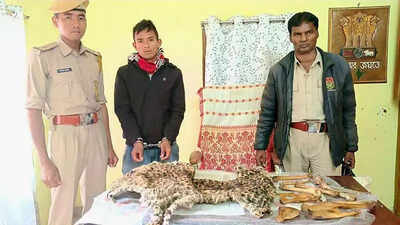 2 held in Dibrugarh for smuggling leopard hide and bones