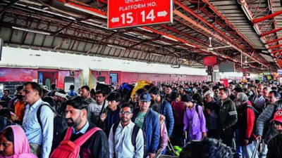  Railways to create 'holding areas' at 60 stations with high footfall