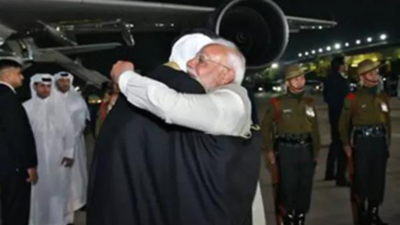 In rare honour, PM Modi receives Amir of Qatar at airport