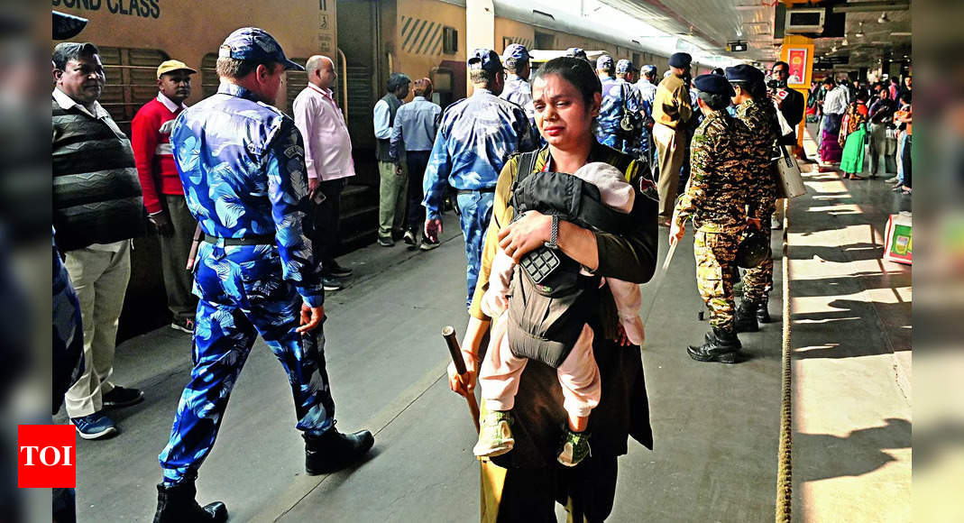 With baton in hand, baby on chest, meet RPF constable Reena patrolling NDLS