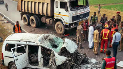 5 dead, several injured as dumper truck hits van in Madhya Pradesh's Bhind