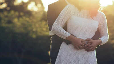 Love Manifesting Astrological Tips for Singles