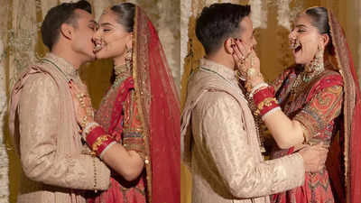 Stylish wedding pictures of 'Husn' singer Anuv Jain and his beautiful bride Hridi Narang