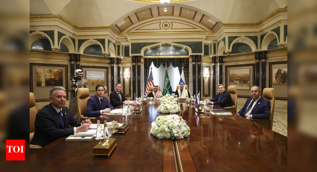 US-Russia talks end without Putin-Trump meeting date: Will peace talks with Ukraine follow?