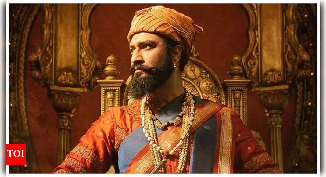 Chhaava box office collection Day 5: Vicky Kaushal starrer earns Rs 165 crore; to become Bollywood's first Rs 200 crore film of 2025 | - The Times of India