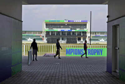 Pakistan's preparations for Champions Trophy: 12,000 police officers, 9 chartered flights