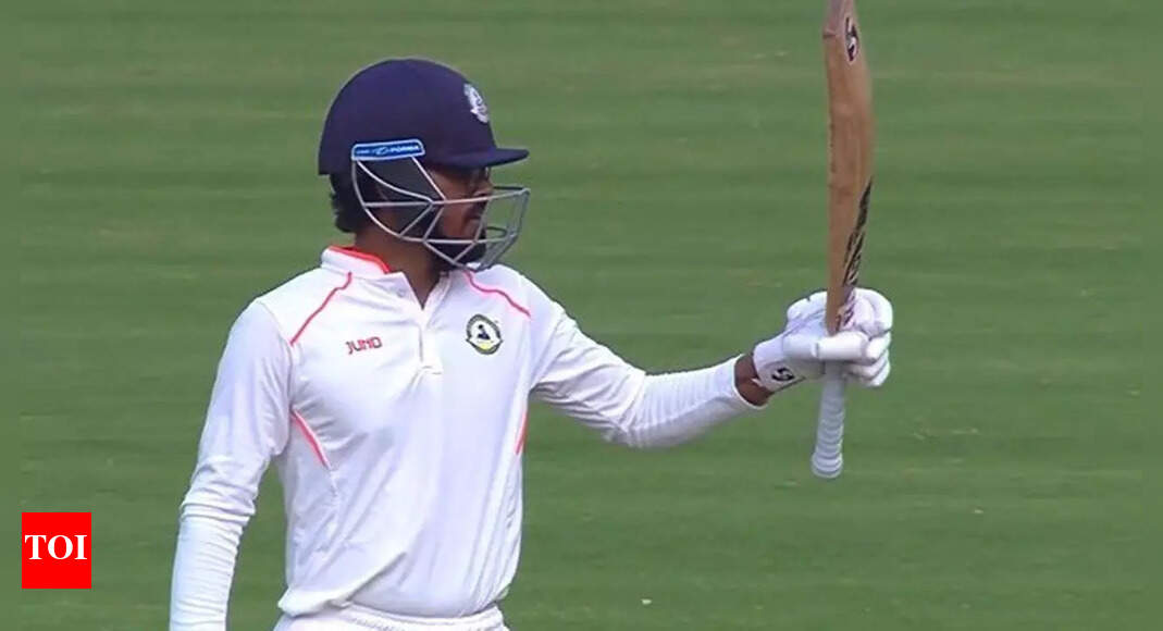 Yash Rathod's unbeaten 59 extends Vidarbha's lead to 260 against Mumbai ...