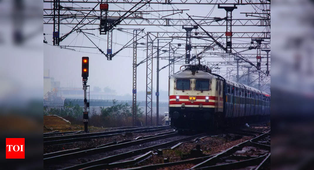 Western Railway’s new apps: 5 things travellers should know