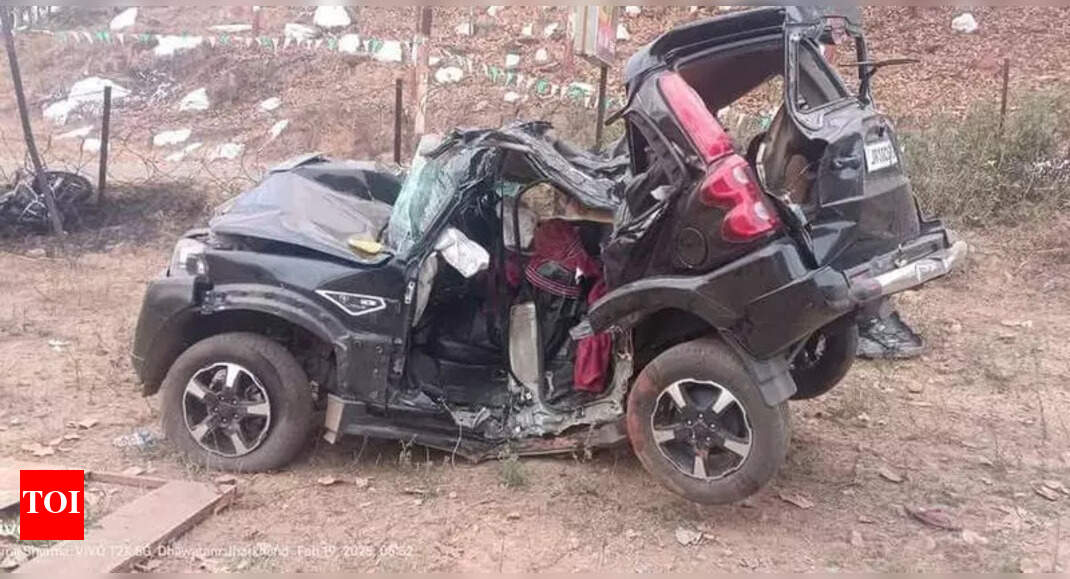Six dead in collision between bike and SUV in Giridih | Ranchi News ...