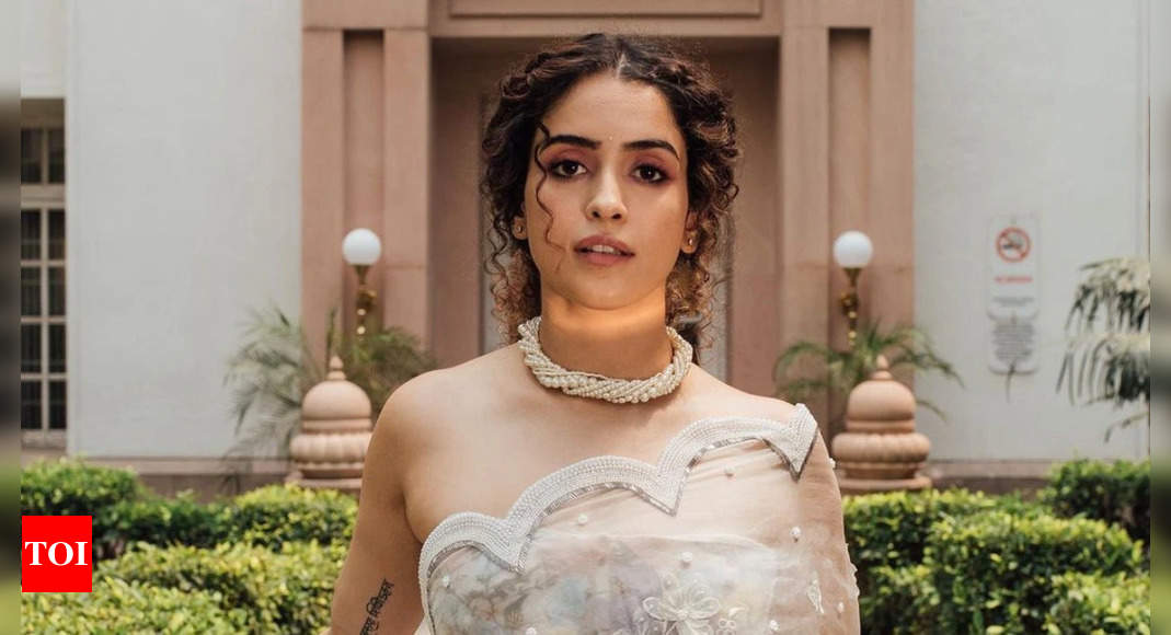 'Mrs.' actress Sanya Malhotra's curly hair routine revealed