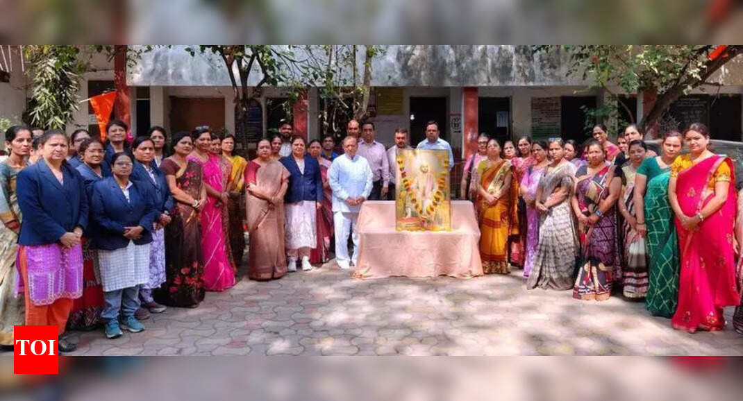 Rajkumar Kewalramani Girls’ College celebrates Shivaji Jayanti | Nagpur ...