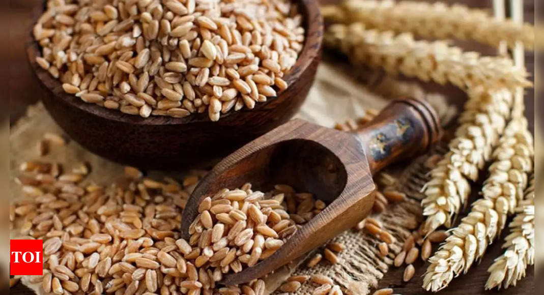 Government tightens wheat stock rules to curb hoarding, price rise