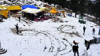 Fresh snowfall and rain revive hopes of farmers in Himachal