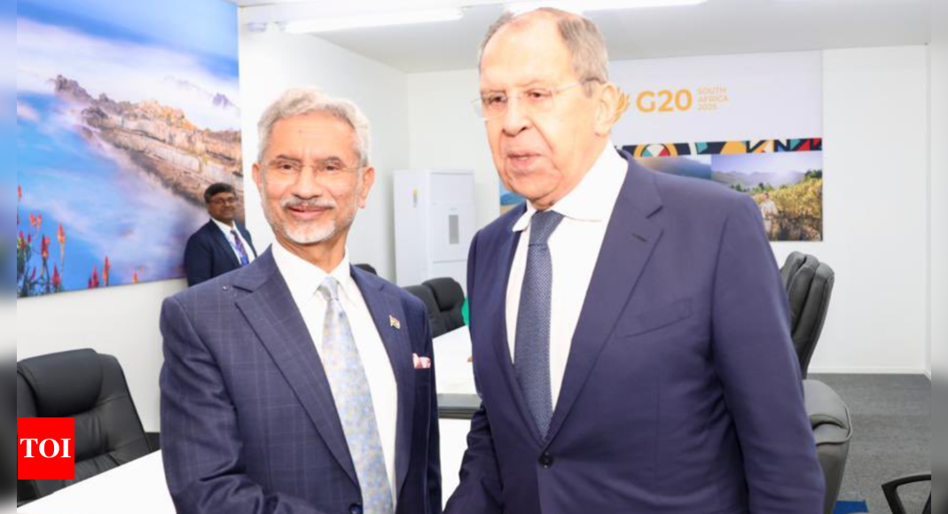 'Discussed Ukraine conflict': Jaishankar meets Russian foreign minister Sergey Lavrov on sidelines of G20