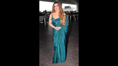 Obscene comment row: Cyber cell summons Rakhi Sawant on Feb 27