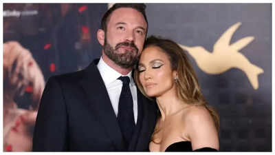 Jennifer Lopez shares first post after being declared 'OFFICIALLY SINGLE' following divorce from Ben Affleck; sings 'Boy, watch me walk it out...'