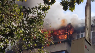 Fire breaks out at Marine Chambers in Mumbai