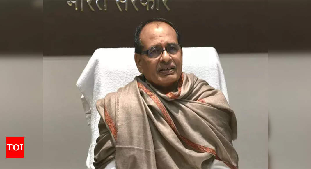 'Is this not cheating passengers,' Shivraj Chouhan asks AI after getting a broken seat on Bhopal-Delhi flight