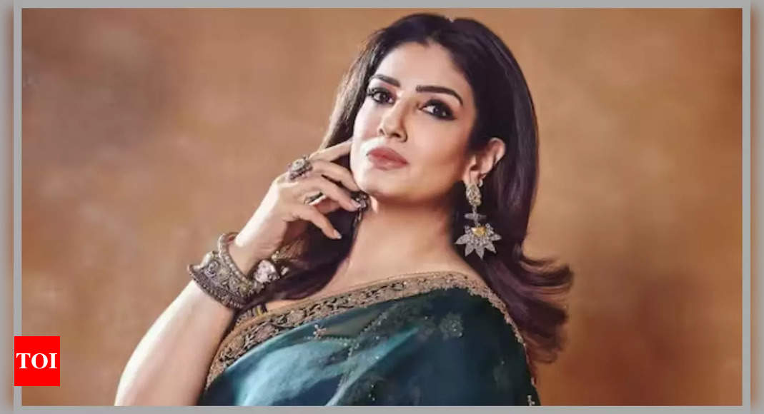 Raveena Tandon wins internet after she gifts her wedding bangles with her name engraved on it to a bride at mass marriage event; fans REACT