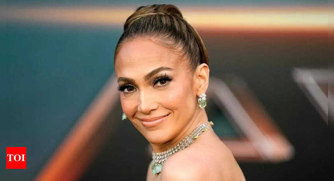 Jennifer Lopez is 'officially single'! All the A-listers the 'On The Floor' songstress dated so far