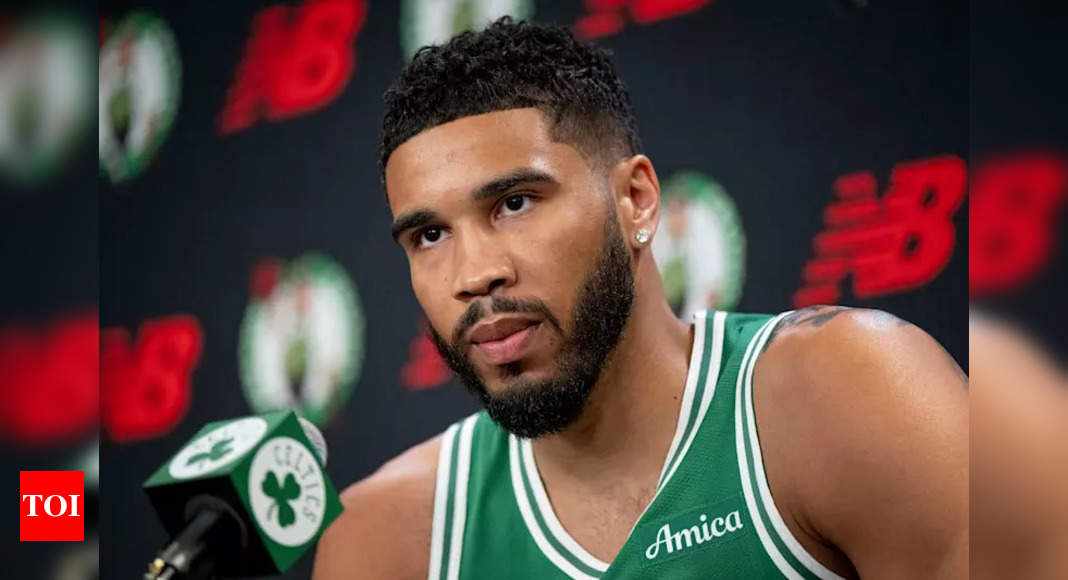 Will Jayson Tatum play tonight against the New York Knicks? Latest update on the Boston Celtics star's injury report (February 22, 2025)