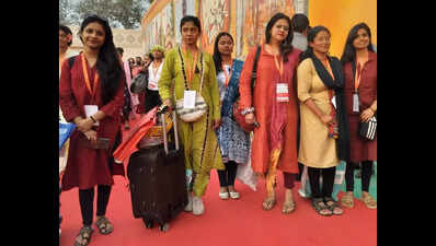 Bangladesh team performs at Kumbh dance & music fest