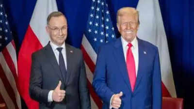 Trump meets Polish President Duda, commends increase in defence budget