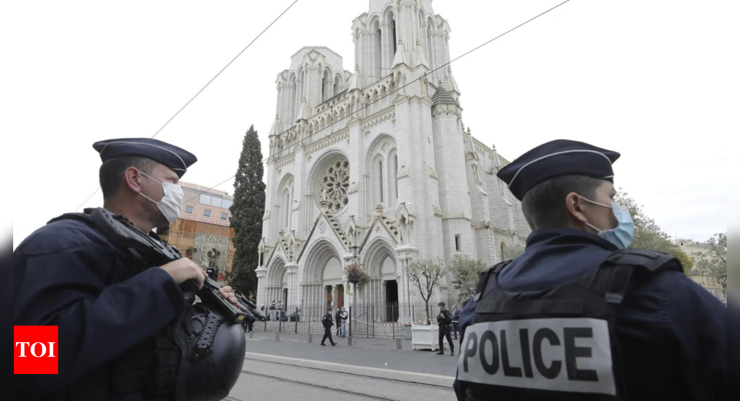 French authorities detain 4 people after deadly stabbing linked to Islamic extremism – The Times of India