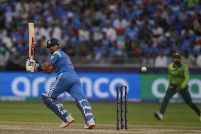 IND vs PAK: Virat Kohli reaches 14,000 ODI runs - quickest to milestone