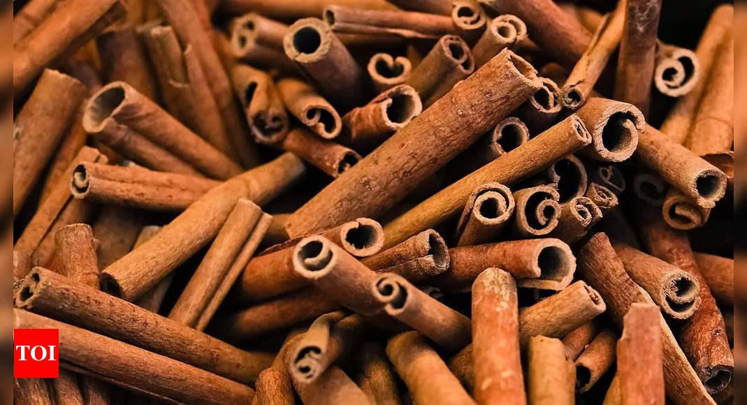 Can adding a pinch of Cinnamon to regular tea reduce sugar levels?