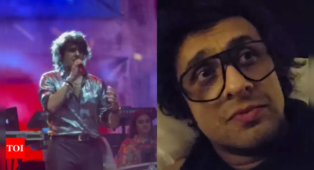 Sonu Nigam breaks into tears after singing 'Mere Dholna' during his live performance, reveals why it happened, netizens react - WATCH VIDEOS