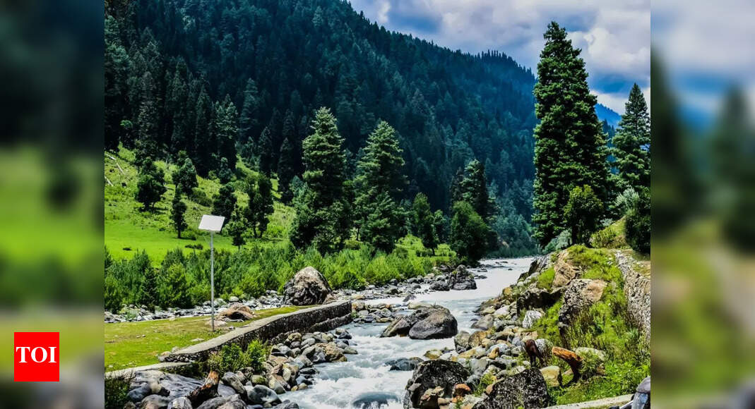 A weekend getaway to Pahalgam: What to do and where to stay