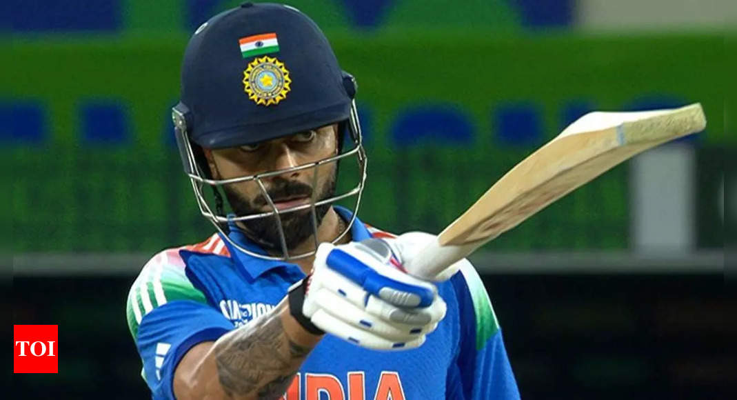 'He is getting another 10 or 15 hundreds': Navjot Singh Sidhu hails Virat Kohli's knock against Pakistan