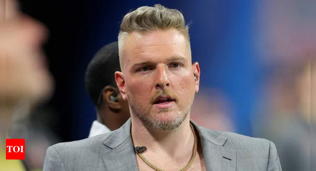 Pat McAfee takes aim at Adam Schefter's alleged favoritism ahead of 2025 NFL Combine