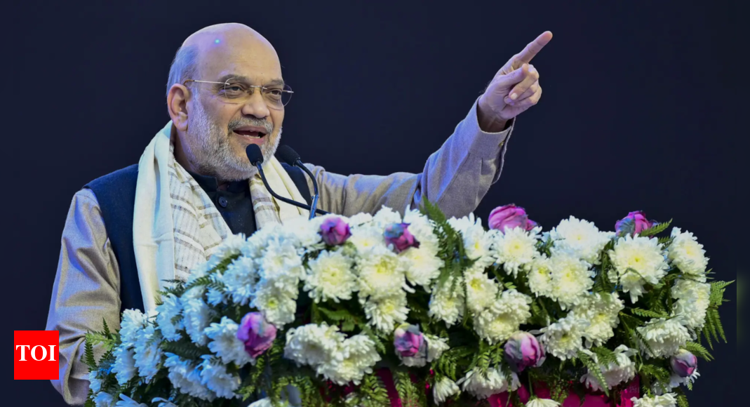 The day isn’t far when Kashmir will be free of guns, Shah tells kids from UT